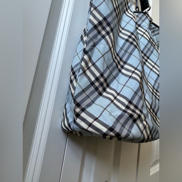 Burberry Blue Label Convertible Tote (Japan exclusive) in excellent condition - Picture 7 of 12